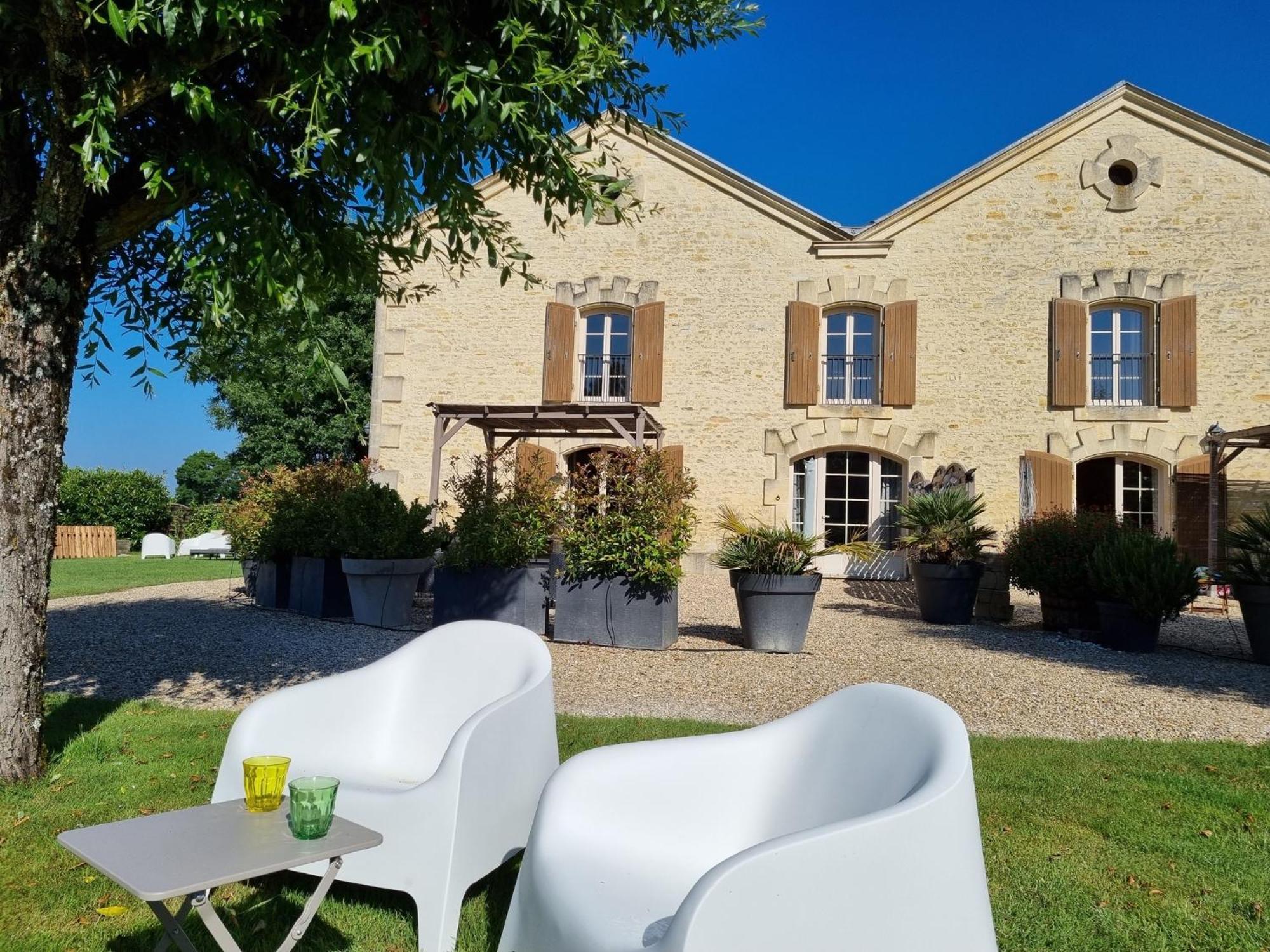 Gites De Cognac Bréville 外观 照片