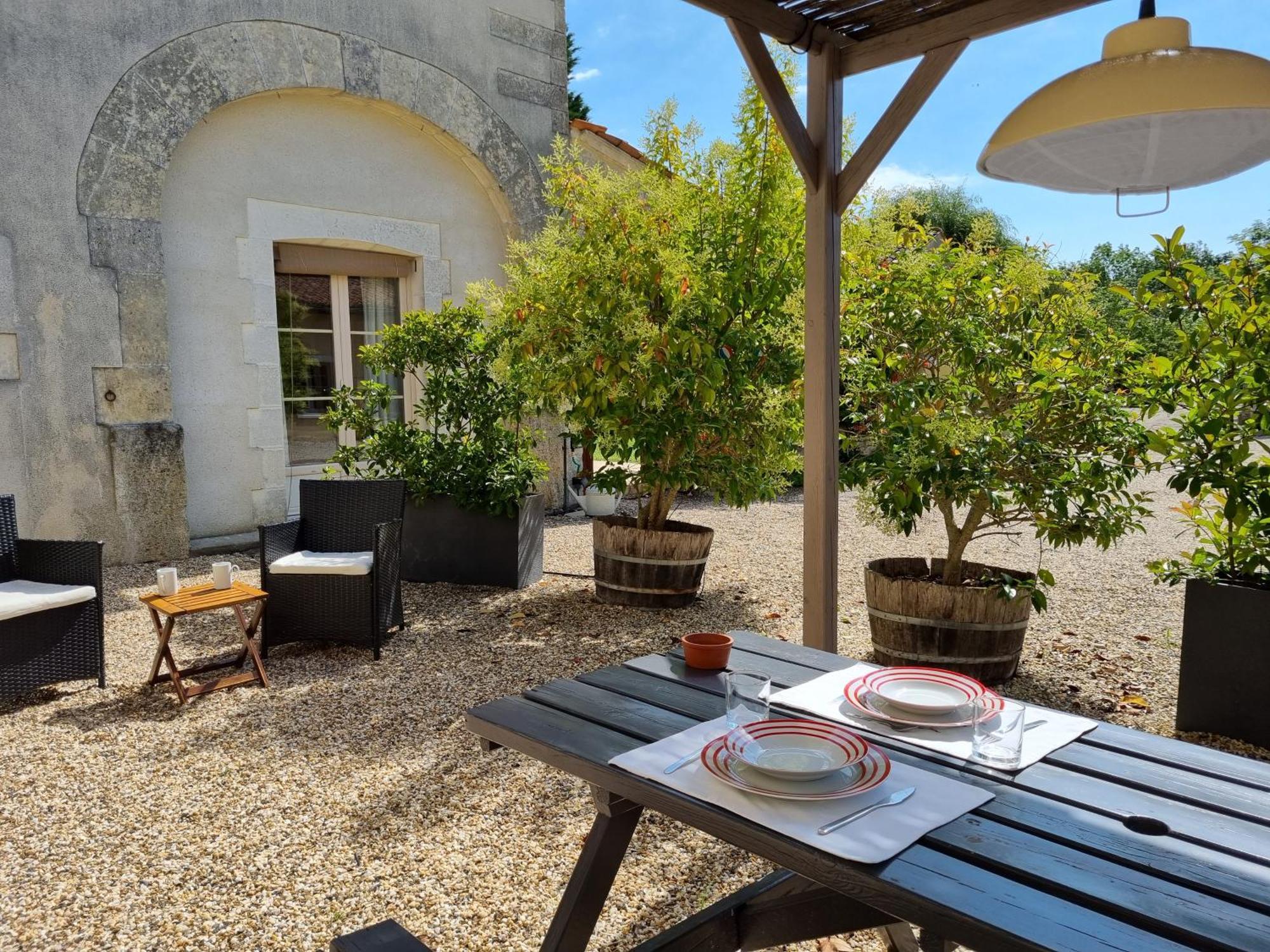 Gites De Cognac Bréville 外观 照片